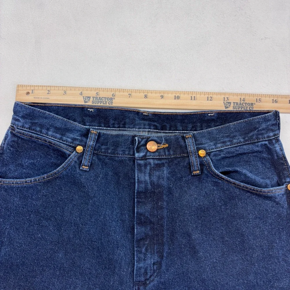 Wrangler‎ Men's Dark Wash Boot cut Leg Denim Jeans Size 33x36 lot of 2